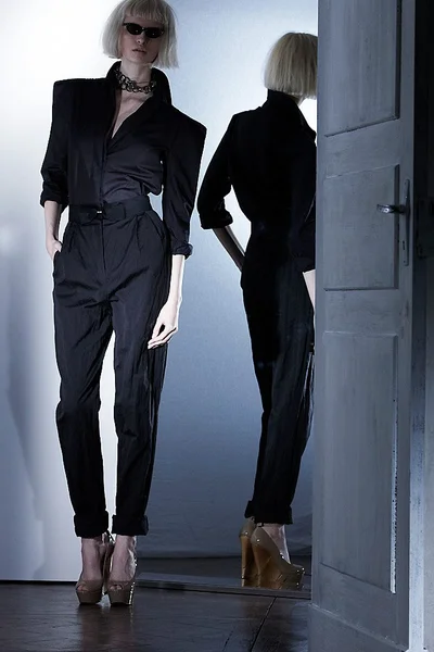 Look 16